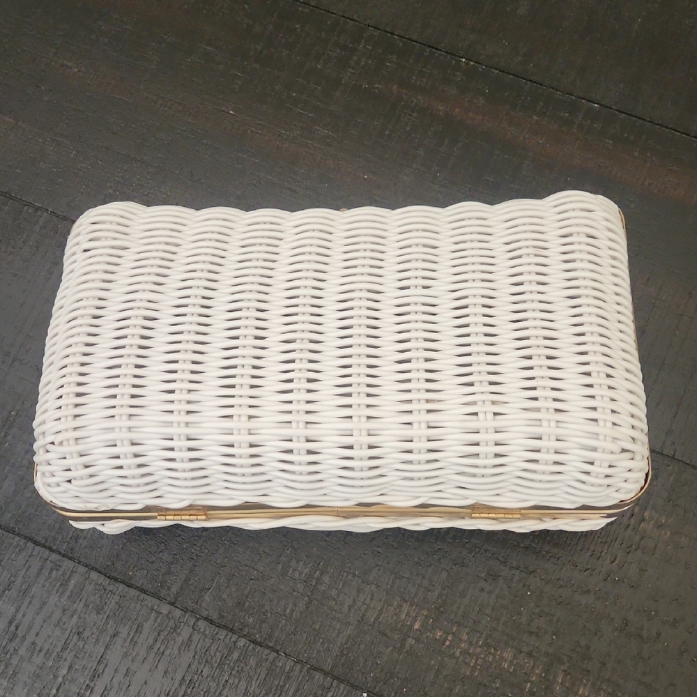 White Wicker Decorative Handbag